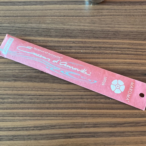 Maroma EDA Incense, Lotus, 9 Count - Picture 5 of 11